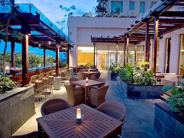 Ista Hotel
