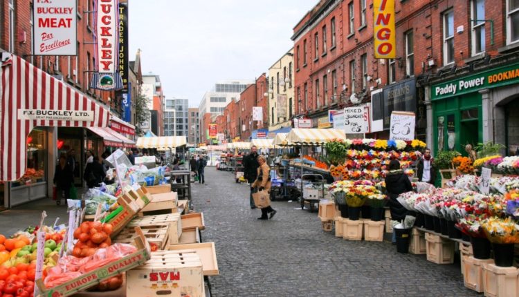 Visit Moore Street for fresh produce Visit Moore Street for fresh produce